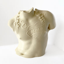 Cargar imagen en el visor de la galería, Torso Amor de madre - Florero