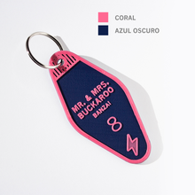 Cargar imagen en el visor de la galería, Multicolor! Keychain Personalizado en Dos Colores