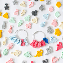 Cargar imagen en el visor de la galería, Mini Charms Personalizados
